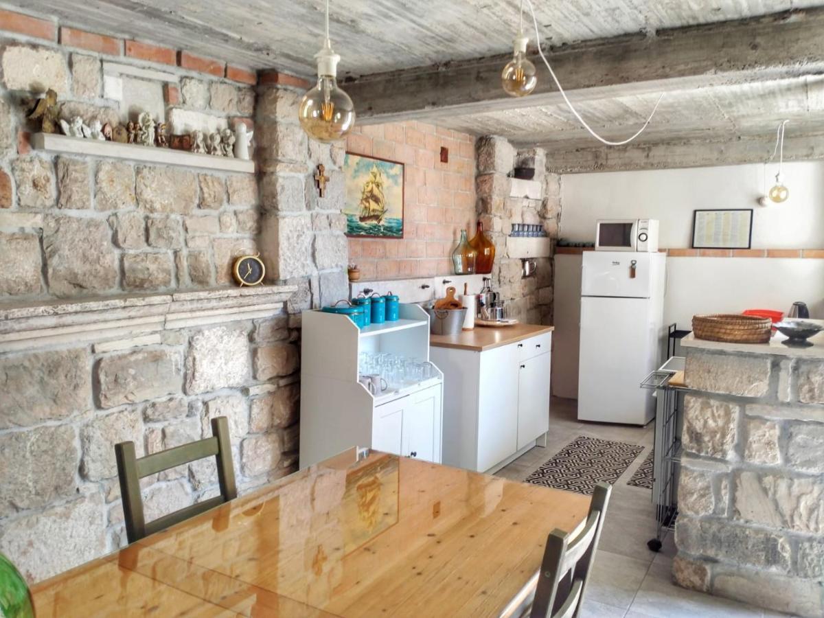 Minimalistic Oasis By The Sea In Stanici Villa Celina Buitenkant foto