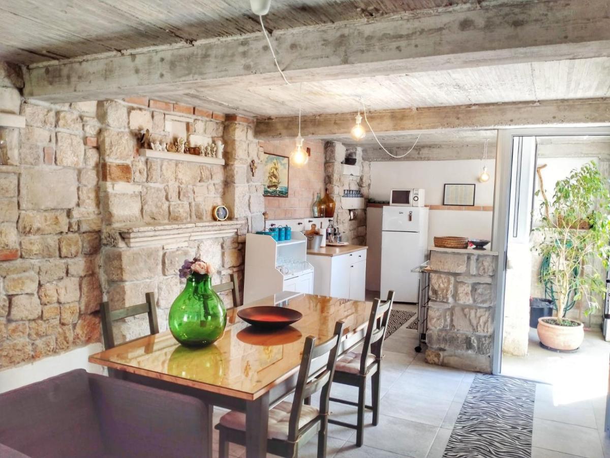 Minimalistic Oasis By The Sea In Stanici Villa Celina Buitenkant foto