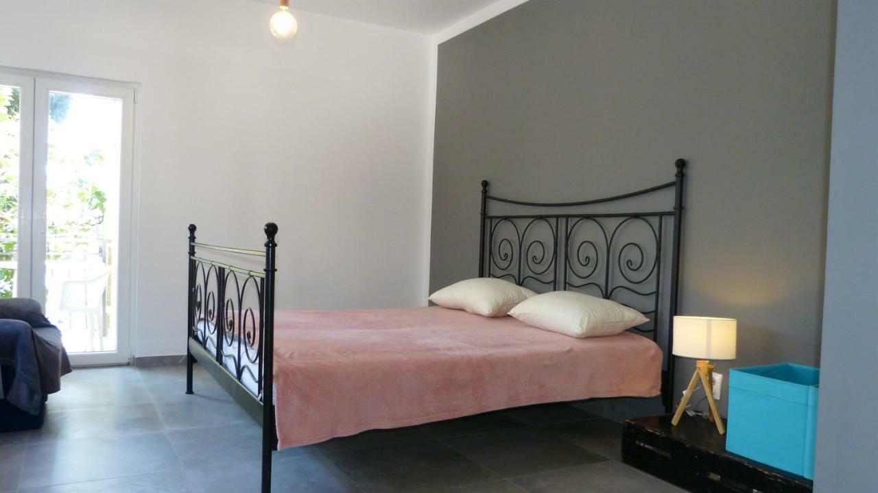 Minimalistic Oasis By The Sea In Stanici Villa Celina Buitenkant foto